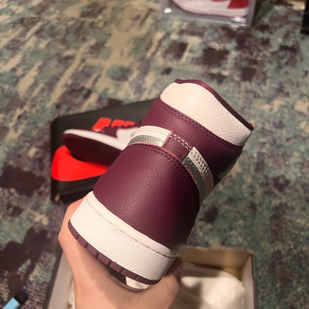 Jordan 1 Bordeaux